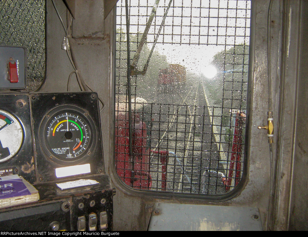 Cab ride in a Ferromex Locomotive